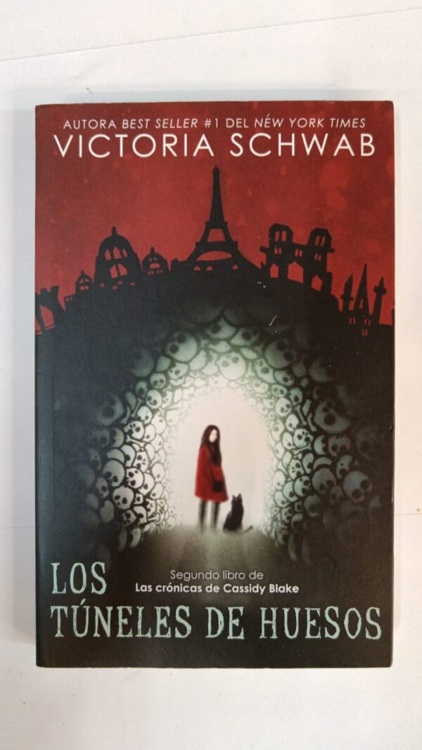 WhatsApp Image 2025-06-13 at 2.59.52 PM Los túneles de huesos - Victoria Schwab