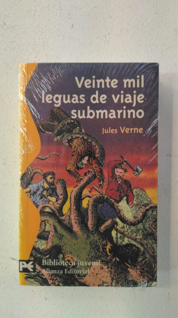 WhatsApp Image 2025-06-15 at 12.28.08 PM Veinte mil leguas de viaje submarino – Jules Verne